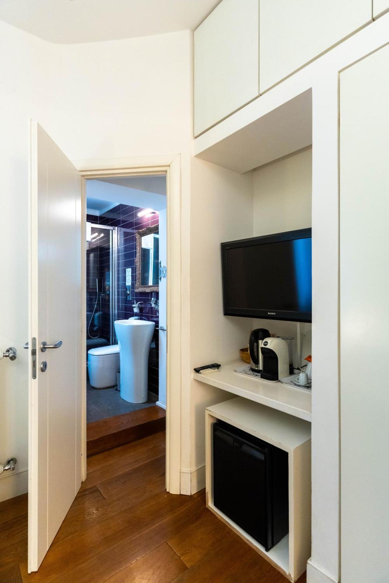 Ihh Suites Rom Exteriör bild