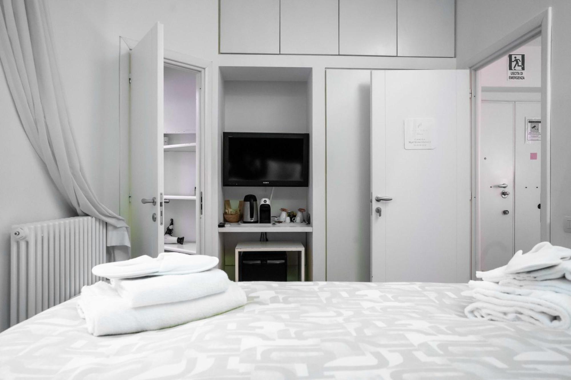 Ihh Suites Rom Exteriör bild